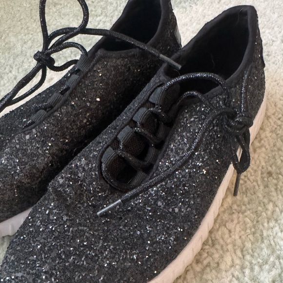 Black Glitter Women's Sneakers - Picture 6 of 7